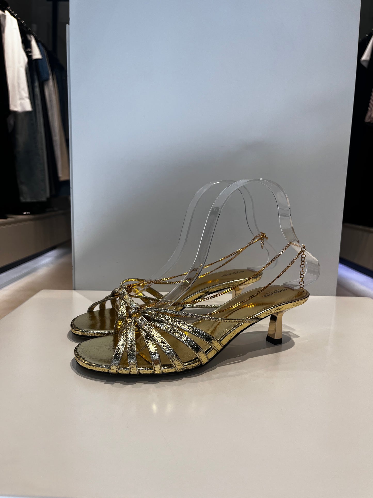 GOLDEN GOOSE sandals gold
