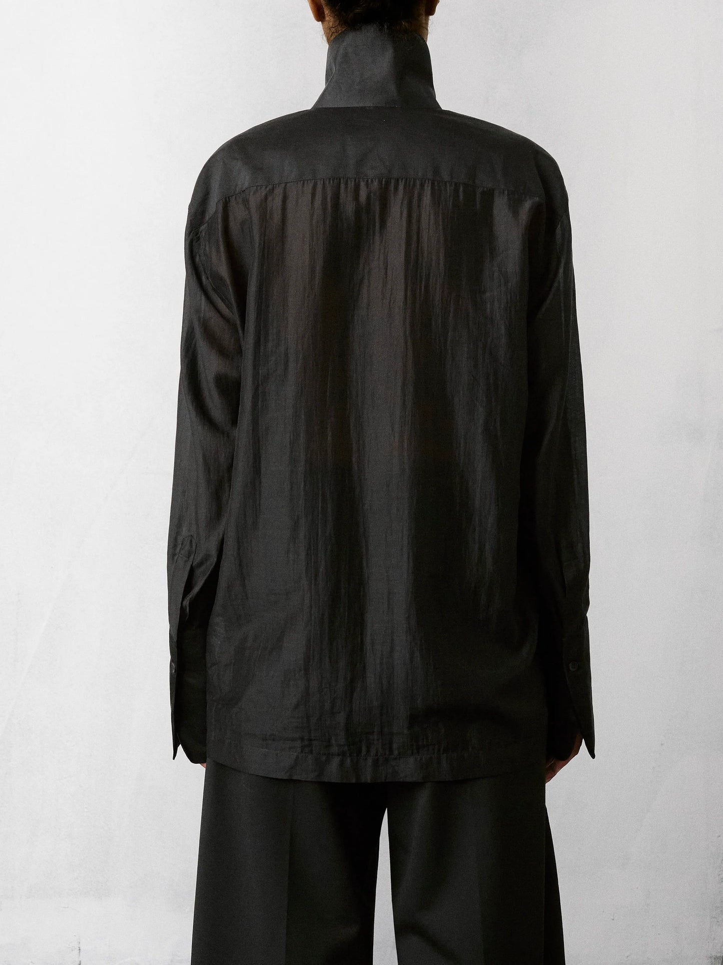 THE LATEST EDITH shirt black