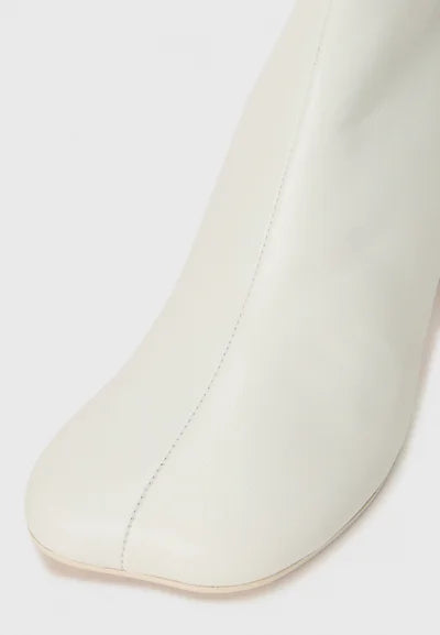 MM6 Maison Margiela anatomic boots white