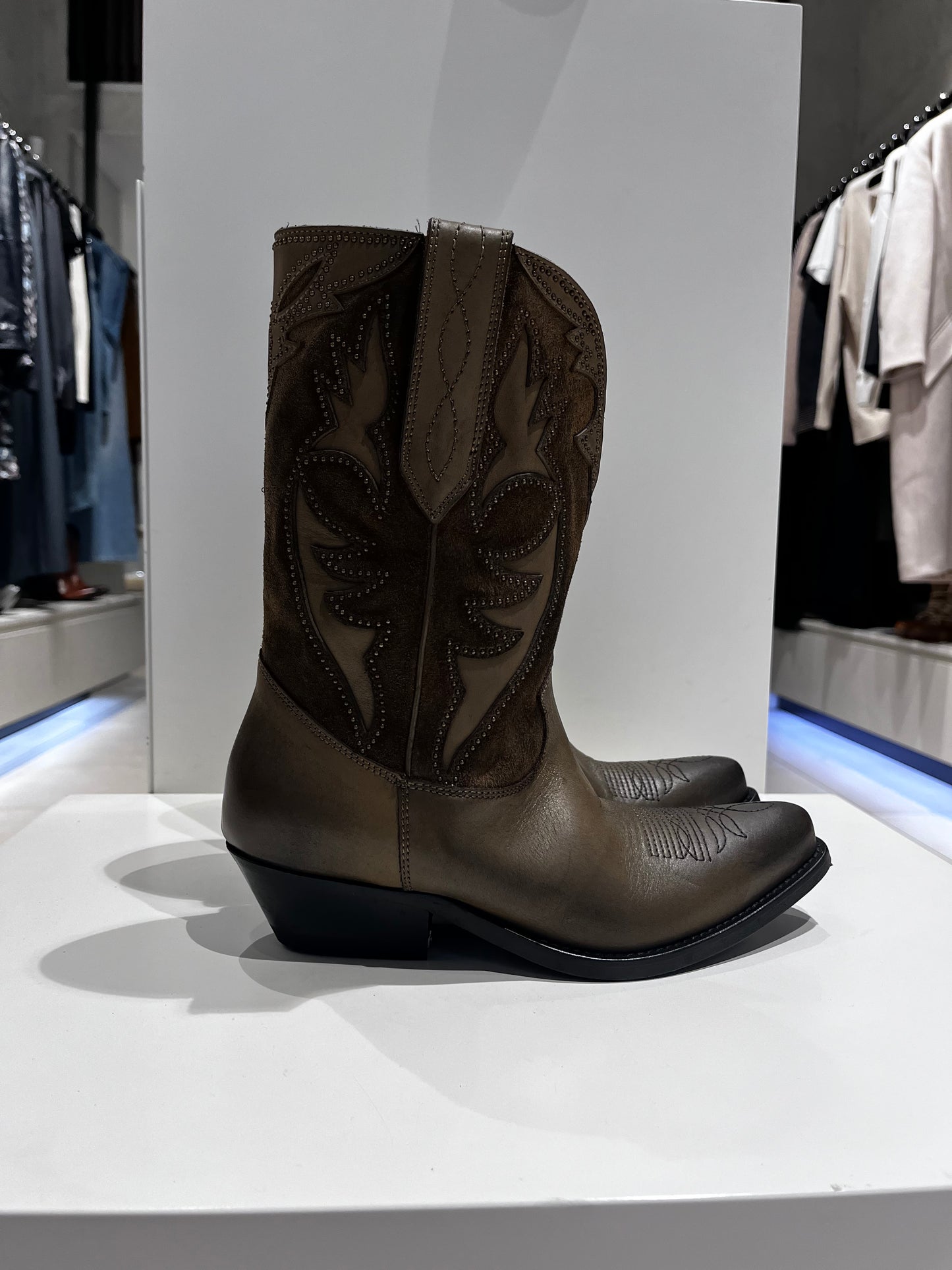 GOLDEN GOOSE WISH STAR BOOTS taupe